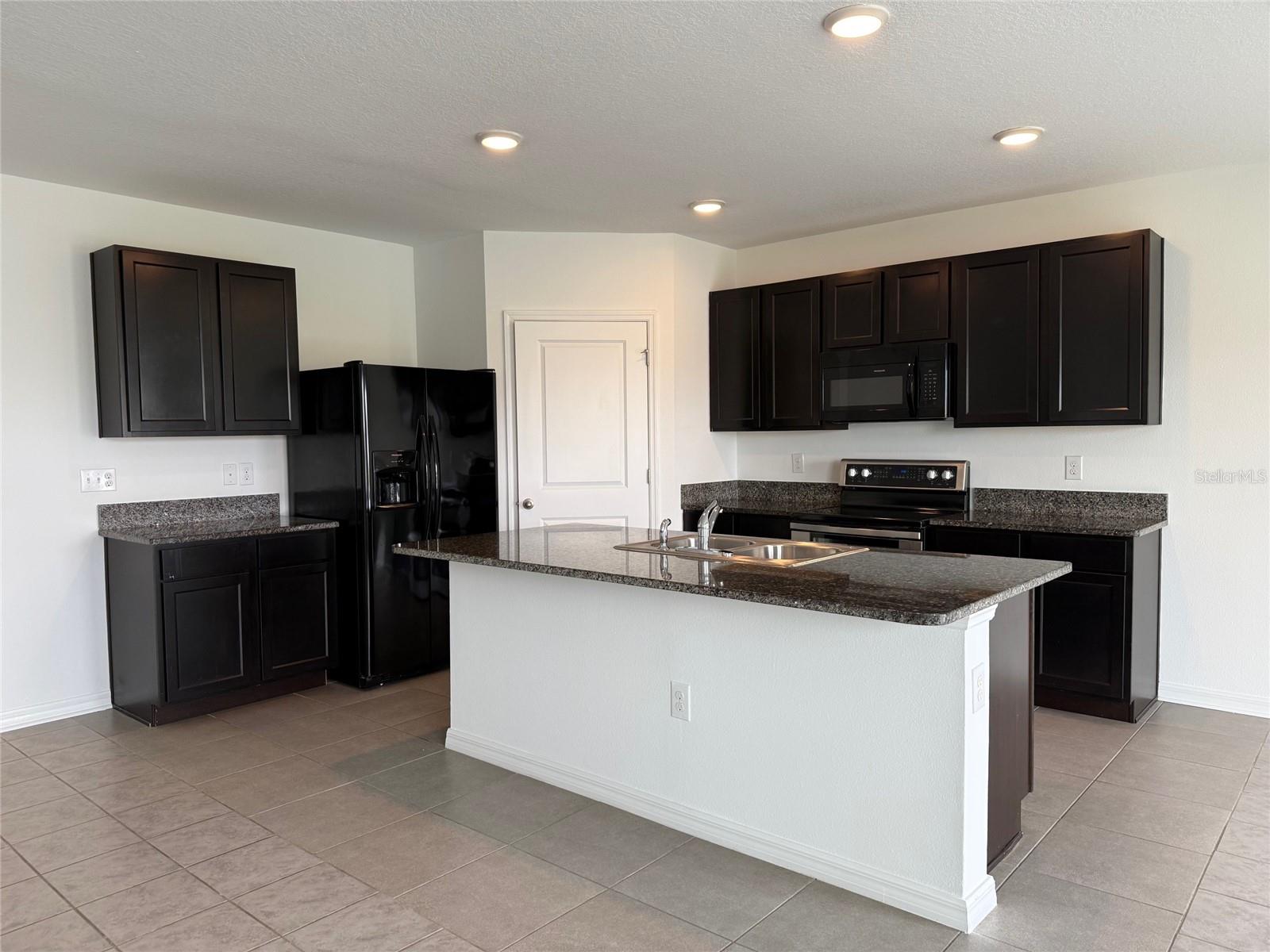 2409 SAND GABLES TRAIL