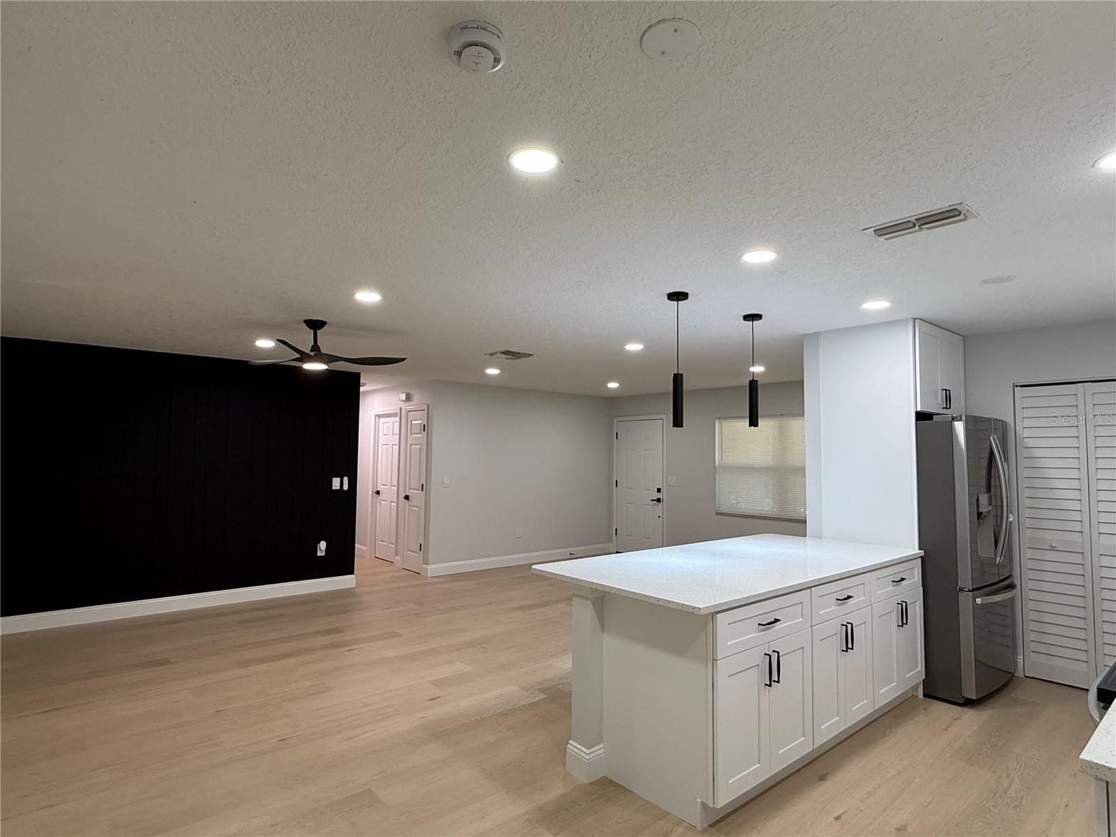 SARASOTA SPGS - Residential