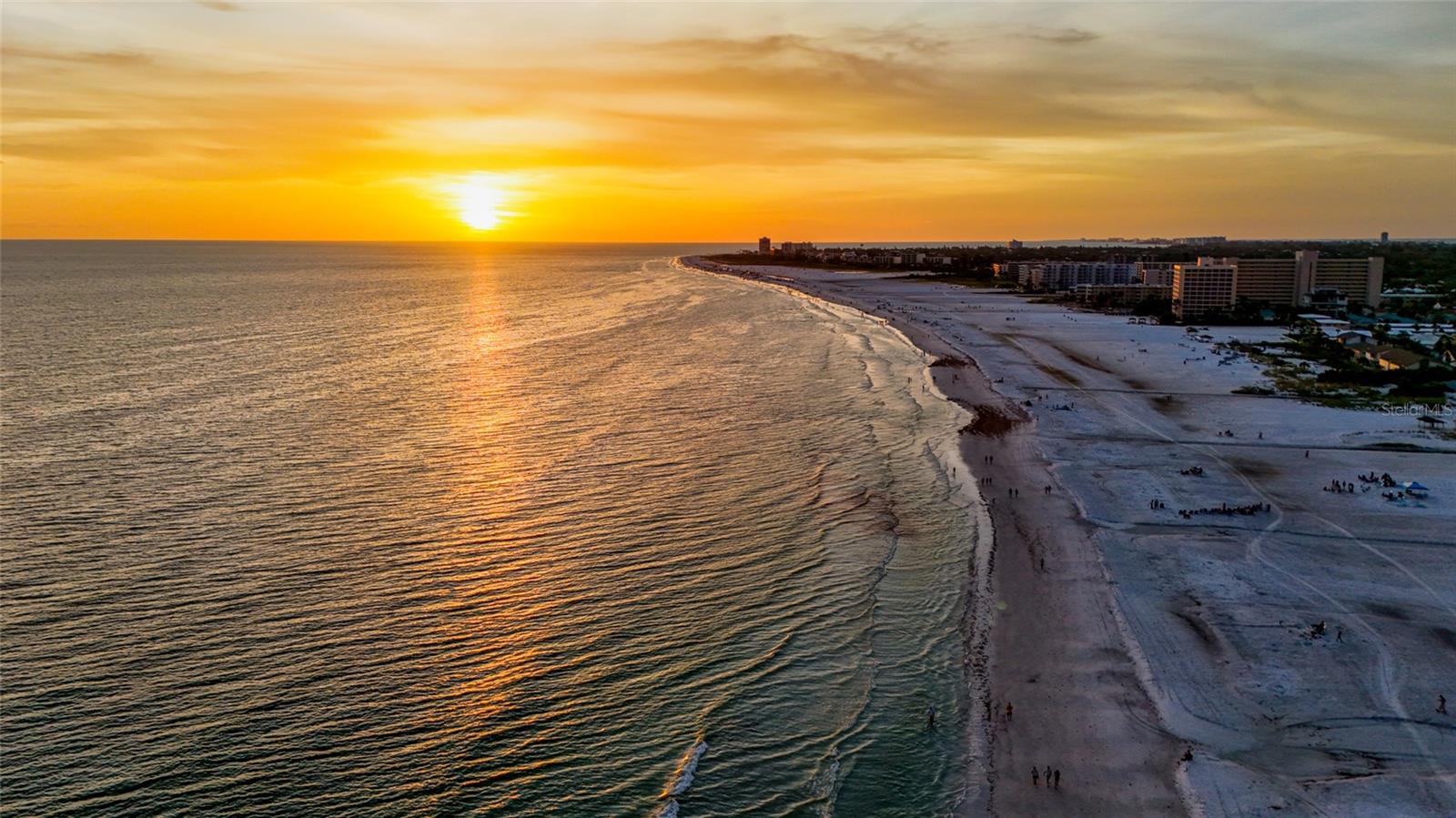 CRESCENT ARMS - Residential