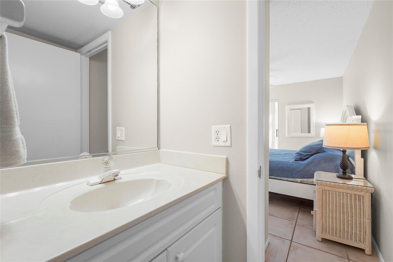 CRESCENT ARMS - Residential