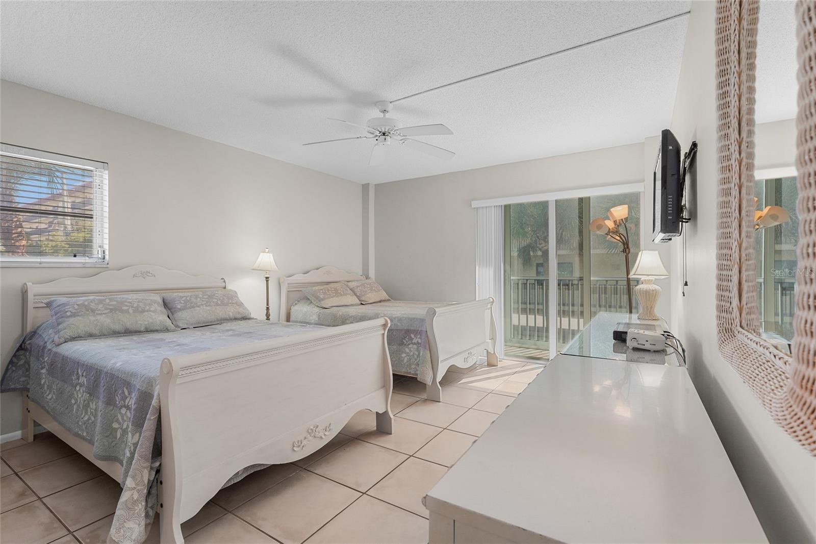 CRESCENT ARMS - Residential