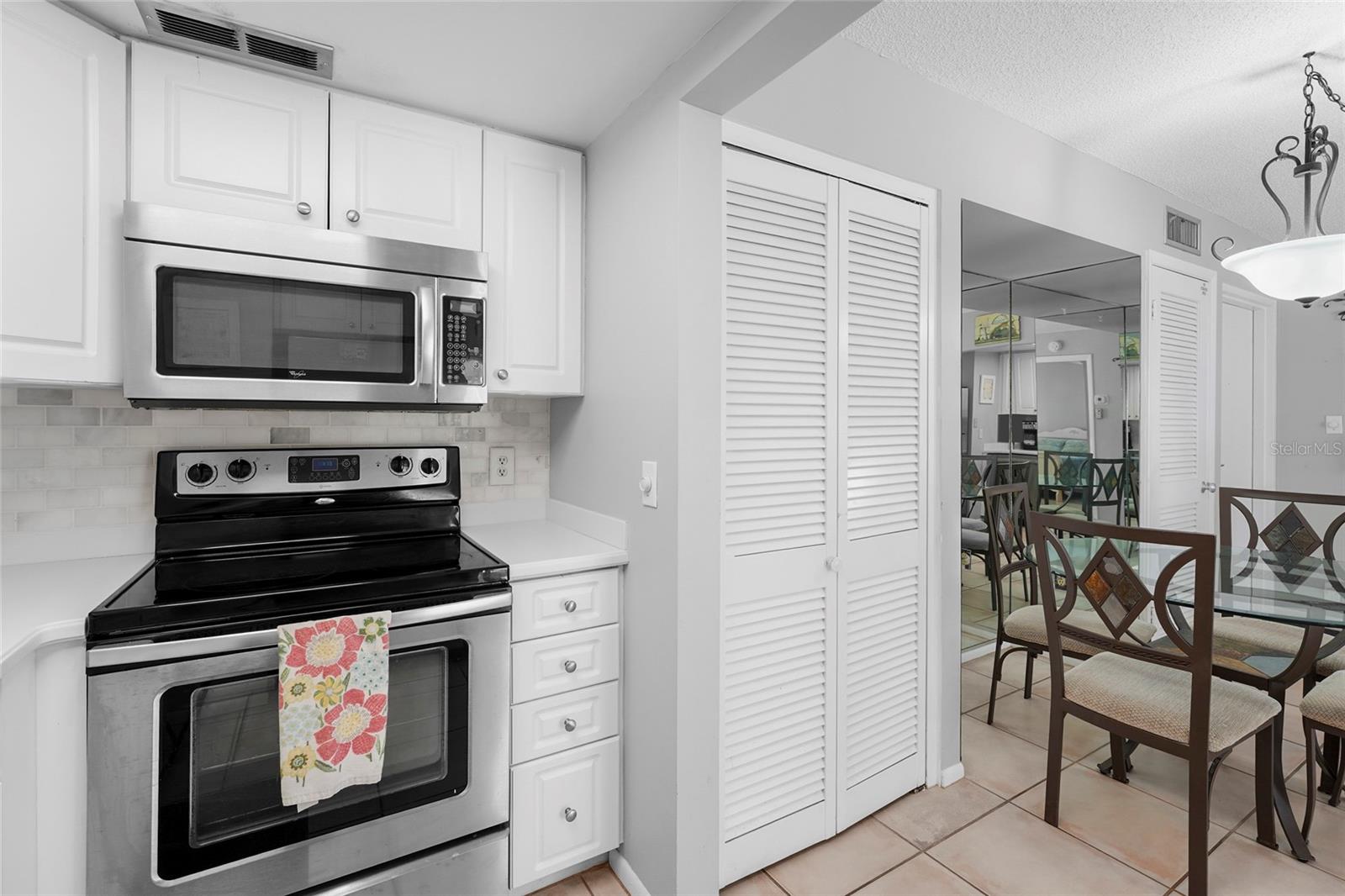 CRESCENT ARMS - Residential