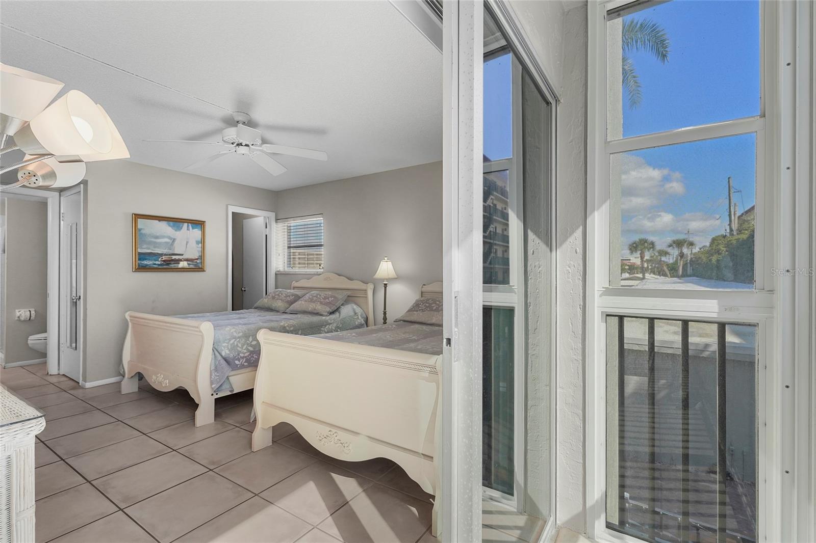 CRESCENT ARMS - Residential