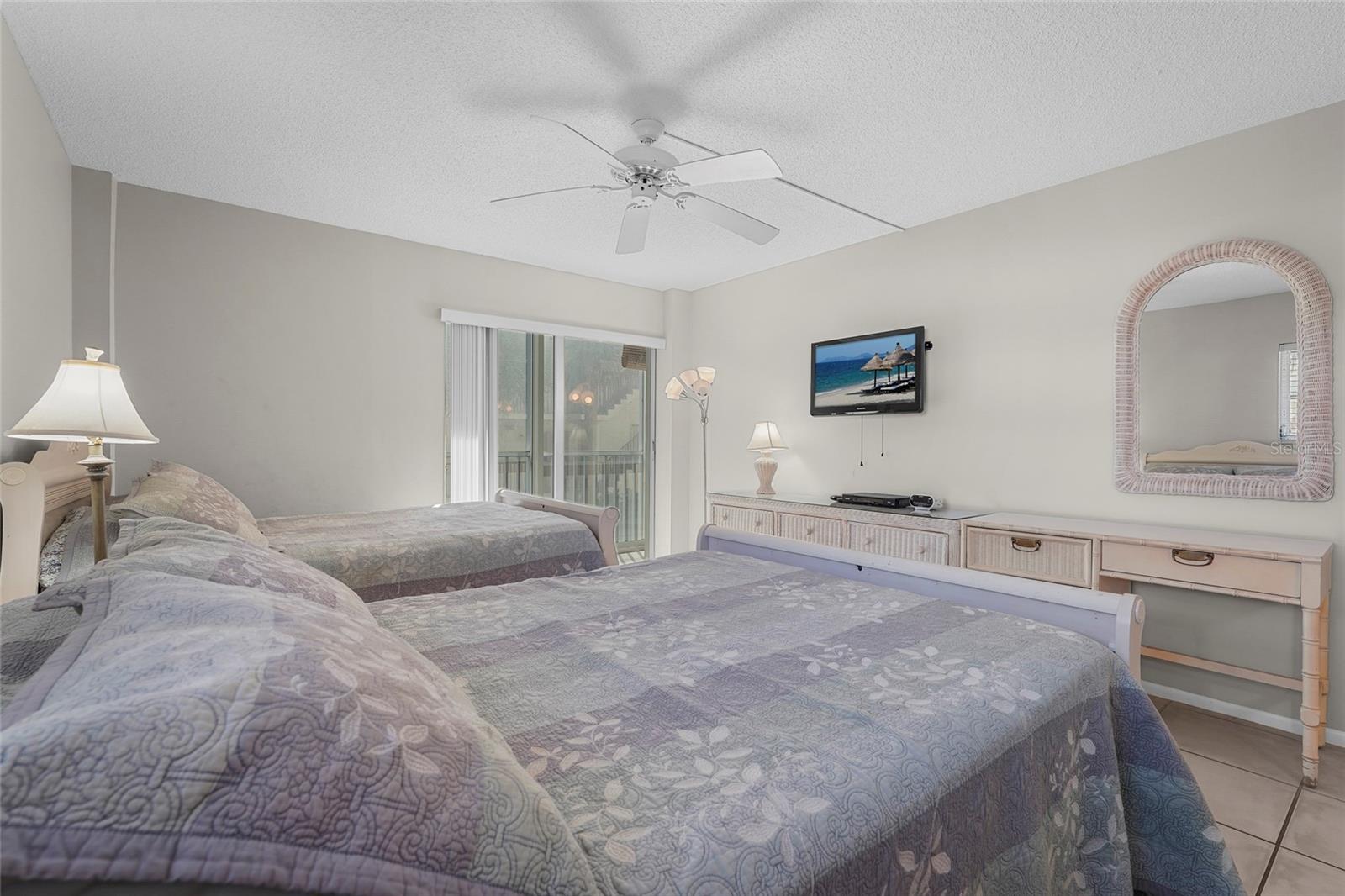 CRESCENT ARMS - Residential