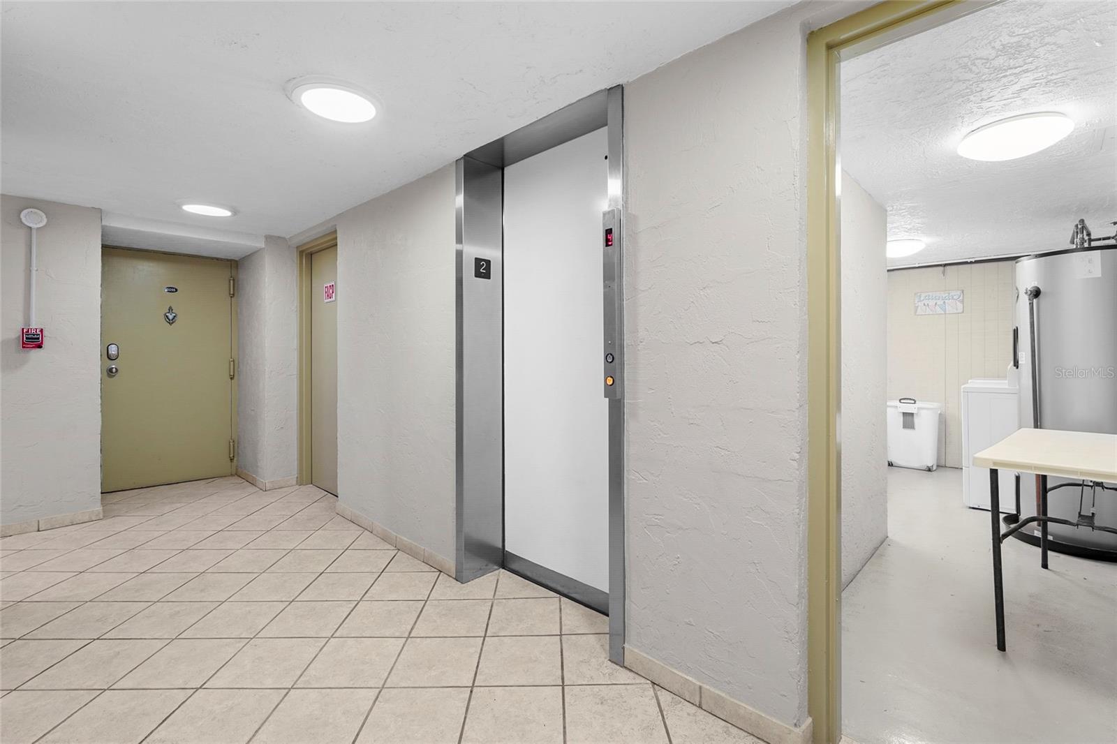 CRESCENT ARMS - Residential