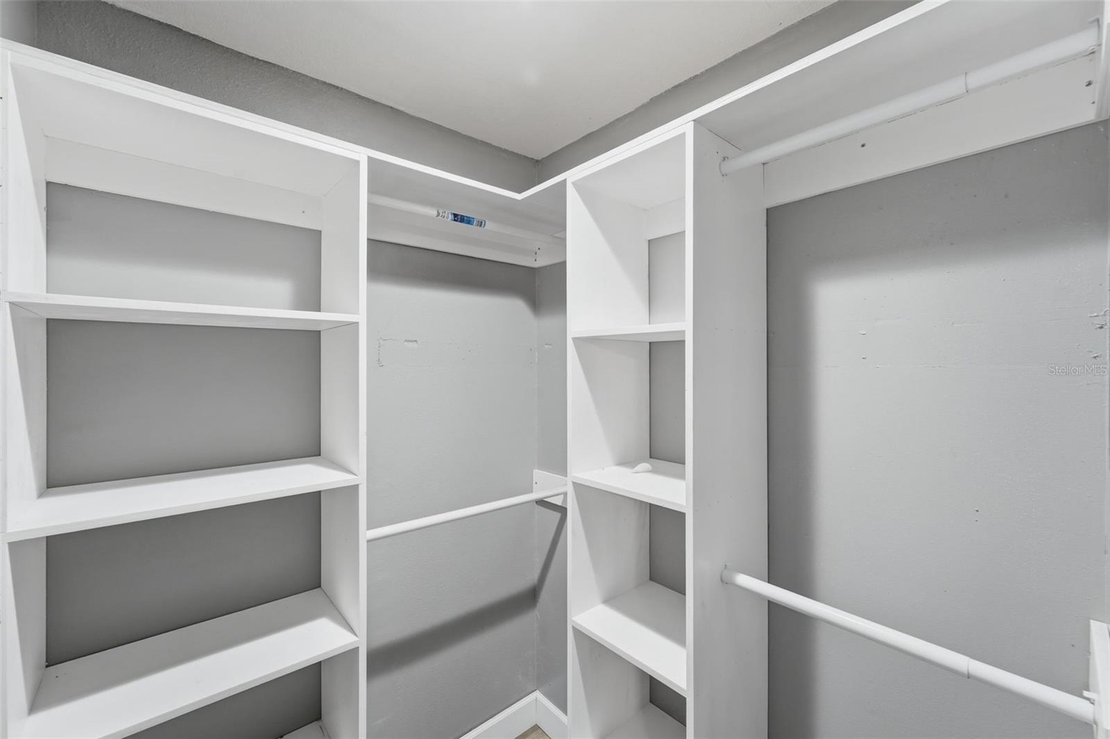 SHADOW HILL - Residential