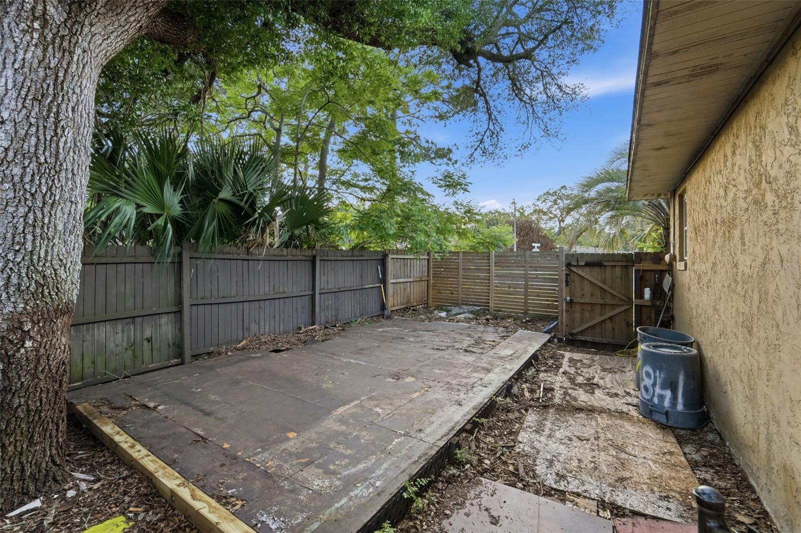 SHADOW HILL - Residential