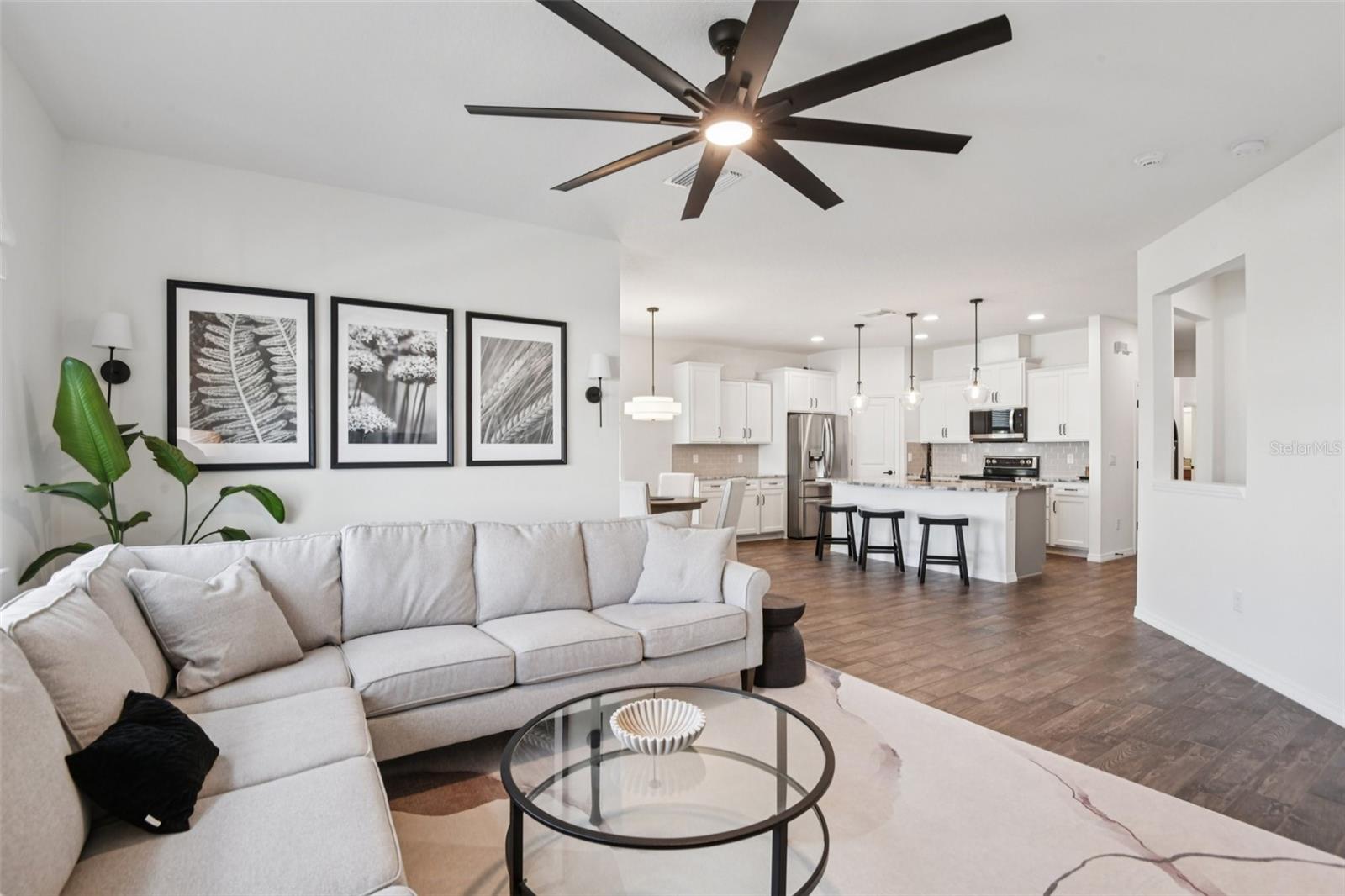 EPPERSON RANCH SOUTH PH 1 - Residential