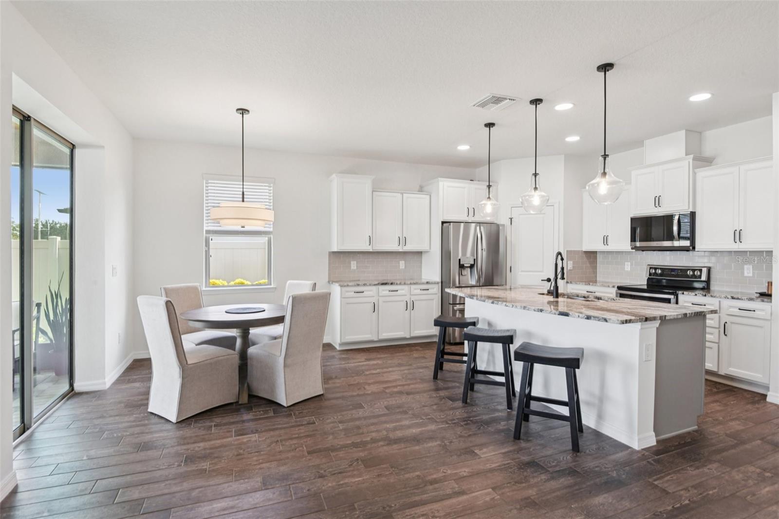 EPPERSON RANCH SOUTH PH 1 - Residential