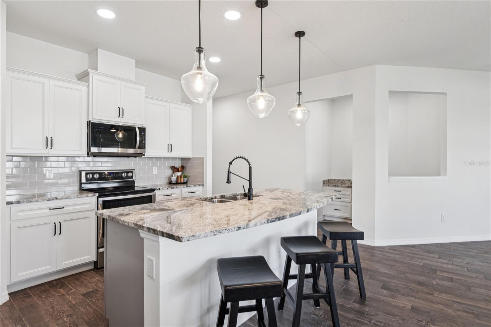 EPPERSON RANCH SOUTH PH 1 - Residential