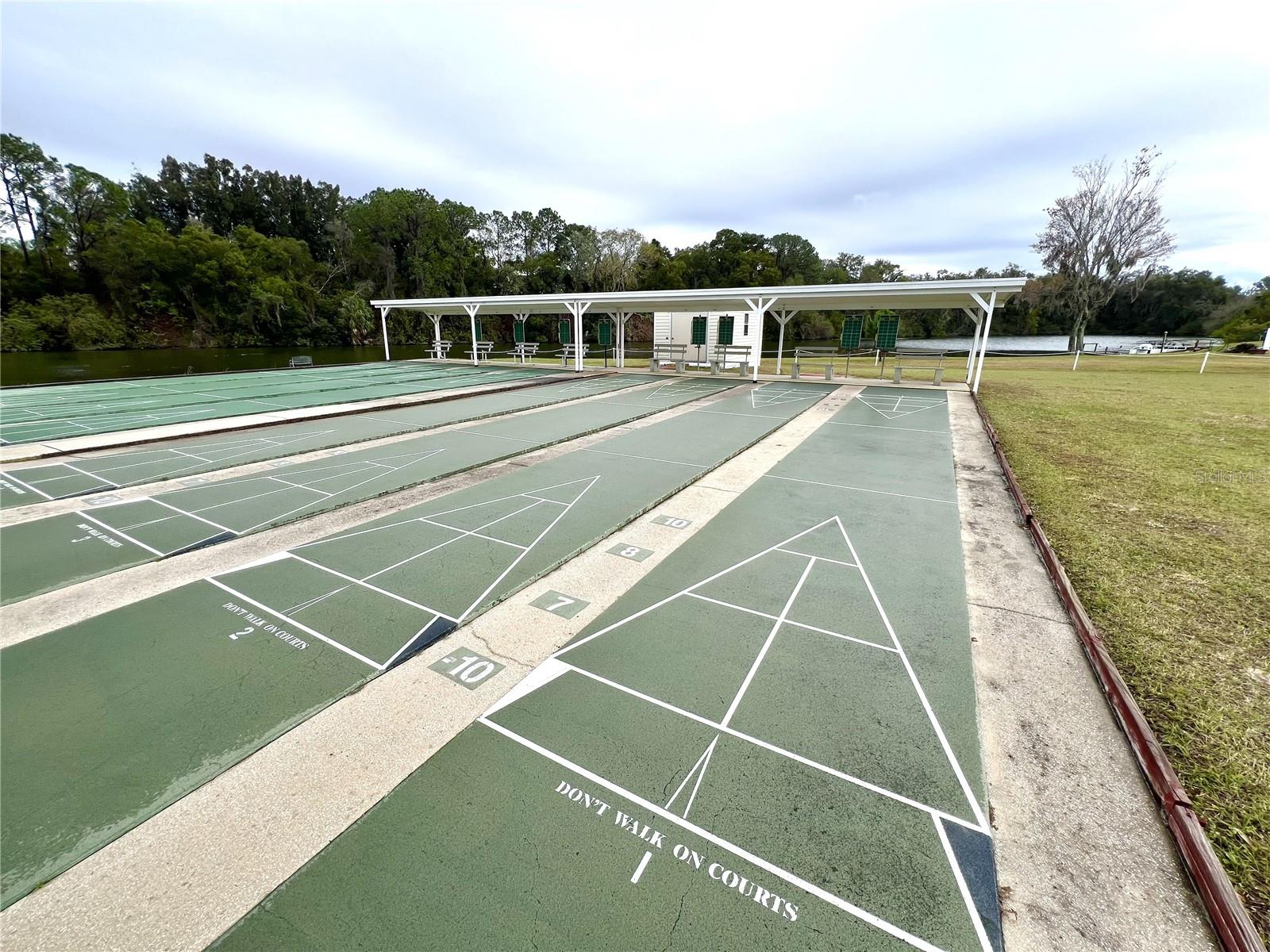 TAVARES LAKE FRANCES ESTATES - Residential