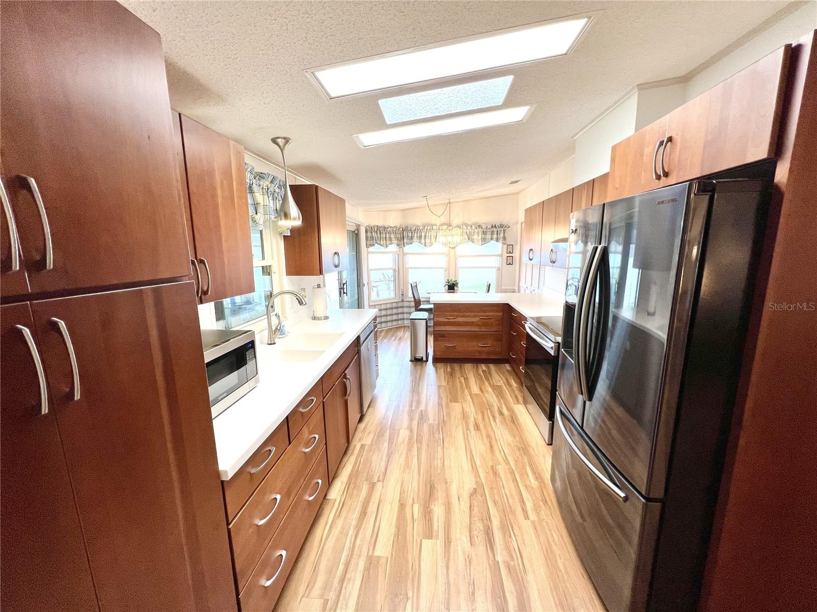 TAVARES LAKE FRANCES ESTATES - Residential