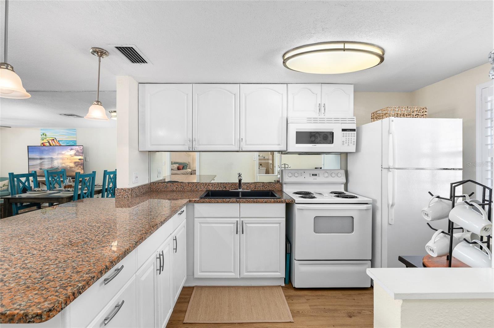 SEVEN SPGS VILLAS CONDO - Residential