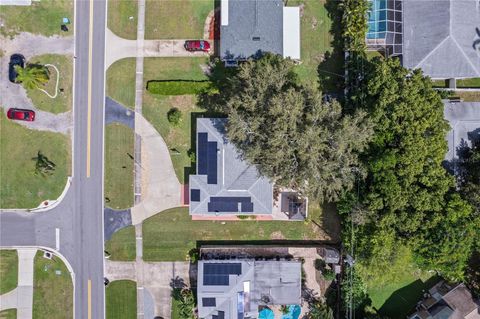 A home in SEMINOLE