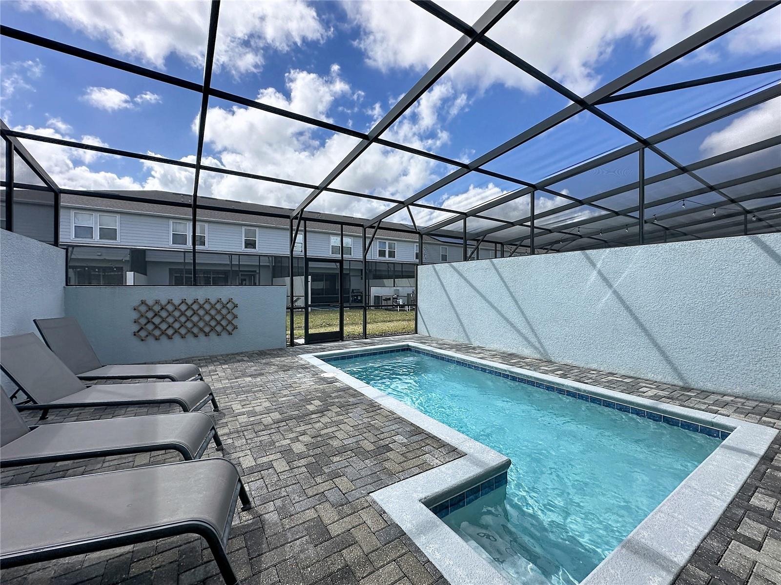 WINDSOR ISLAND RESIDENCE - Residential