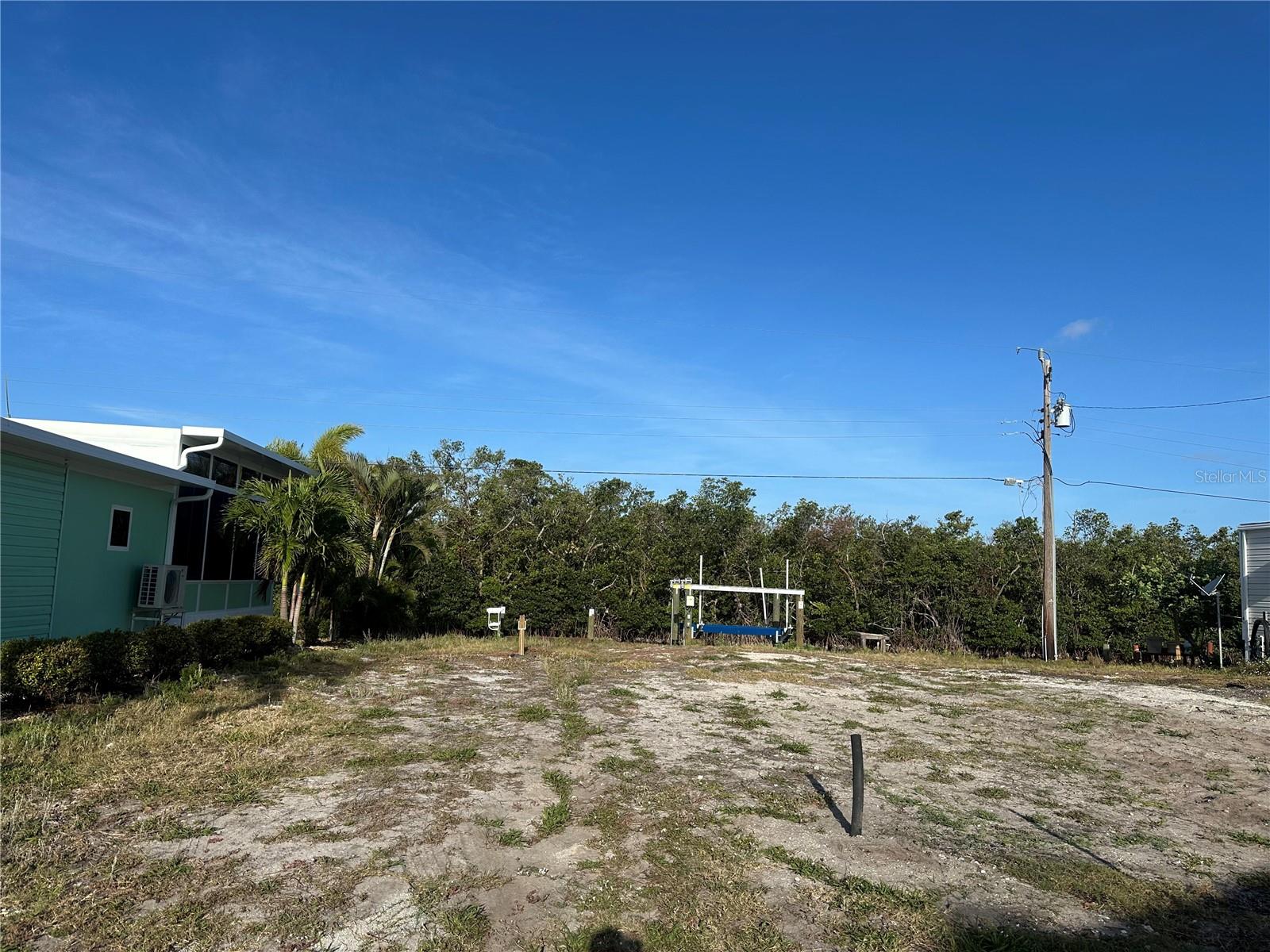 TROPIC ISLES CO-OP - Land