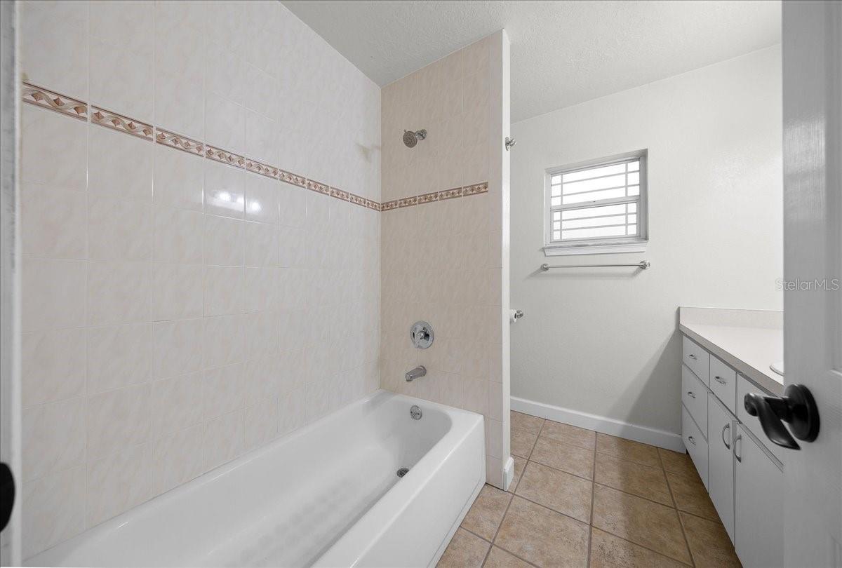 SHERWOOD FOREST - Residential