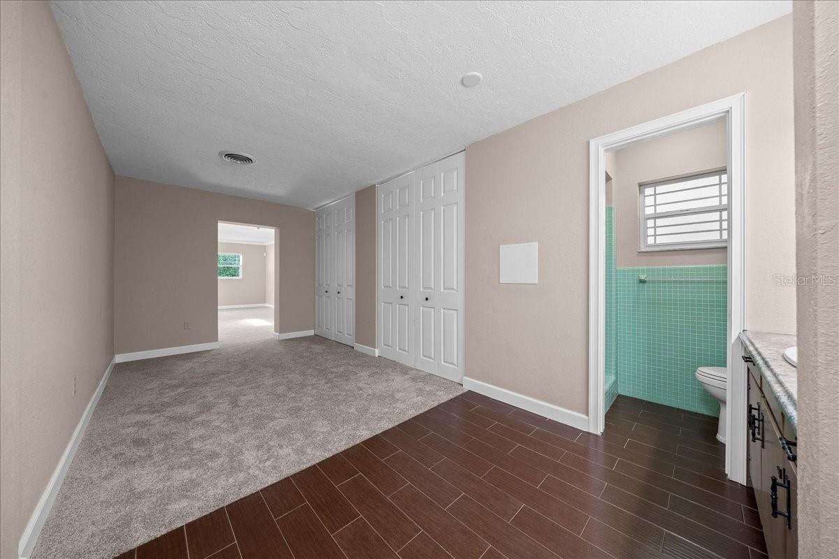 SHERWOOD FOREST - Residential