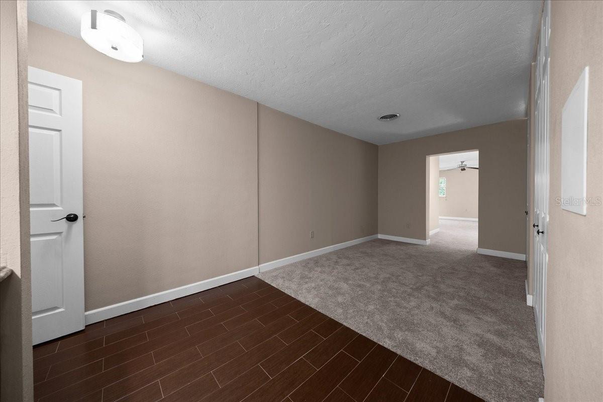 SHERWOOD FOREST - Residential