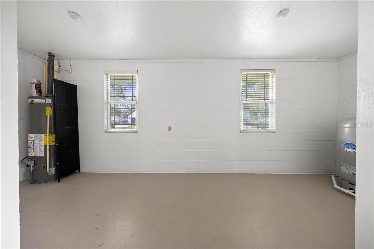 SHERWOOD FOREST - Residential