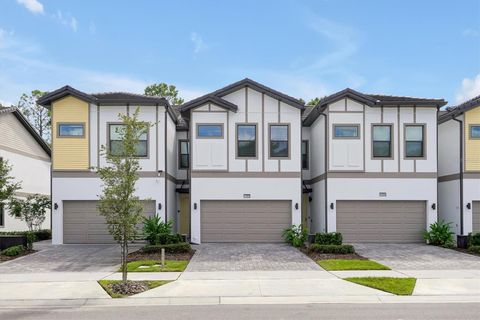 Photo of 10400 Ebb Tide Lane, Orlando, FL 32821 (MLS # O6343873) Photo of 10400 Ebb Tide Lane, Orlando, FL 32821 (MLS # O6343873)