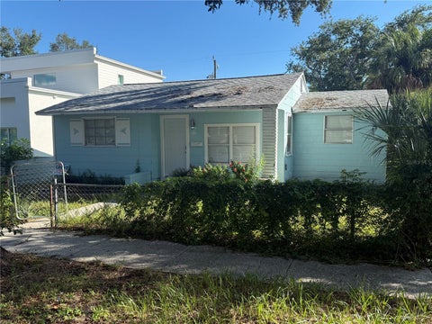 Photo of 726 14th Avenue S, St Petersburg, FL 33701 (MLS # TB8560902)