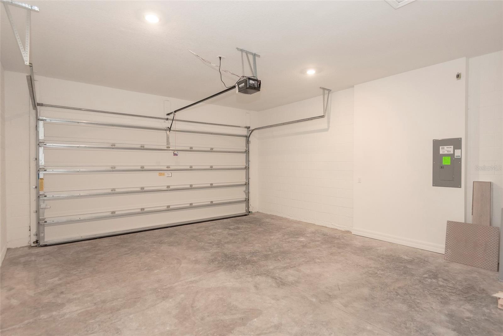 RESERVE AT VICTORIA PHASE II - Residential