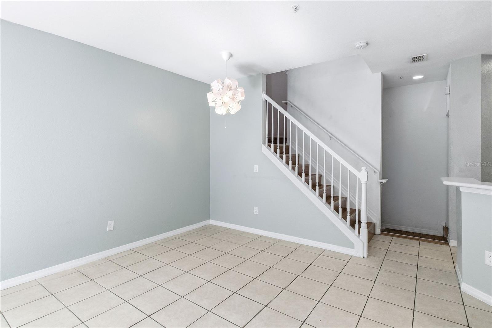 ESTATES/PK CENTRAL CONDO - Residential