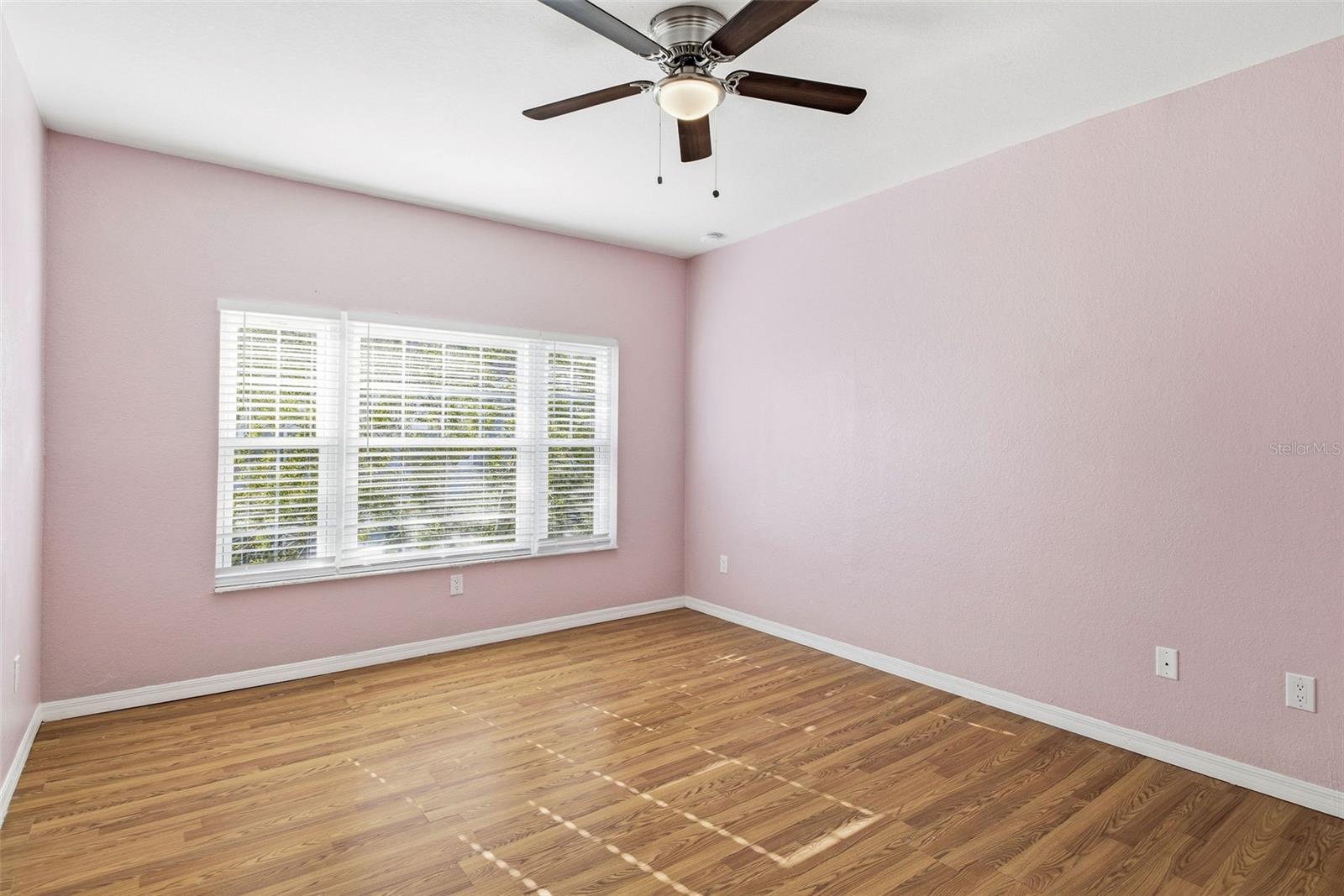 ESTATES/PK CENTRAL CONDO - Residential
