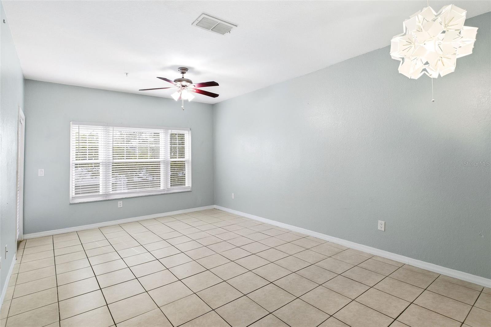 ESTATES/PK CENTRAL CONDO - Residential