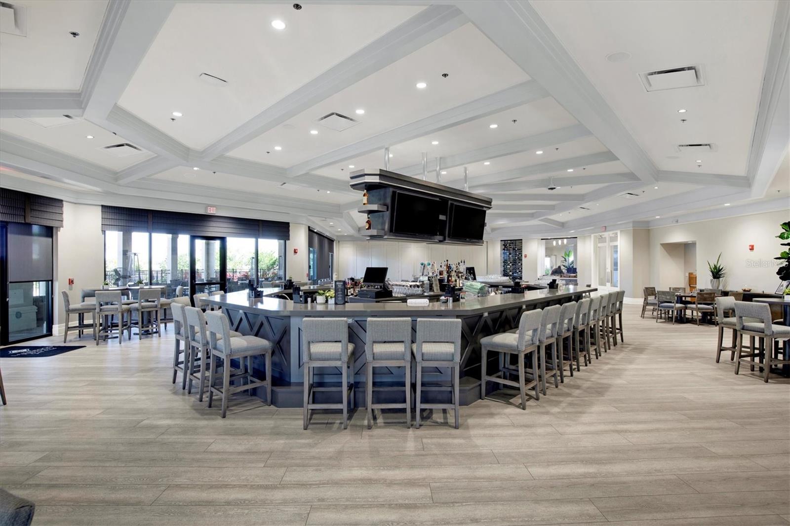 VERANDA VI AT LAKEWOOD NATIONAL PH II - Residential Lease