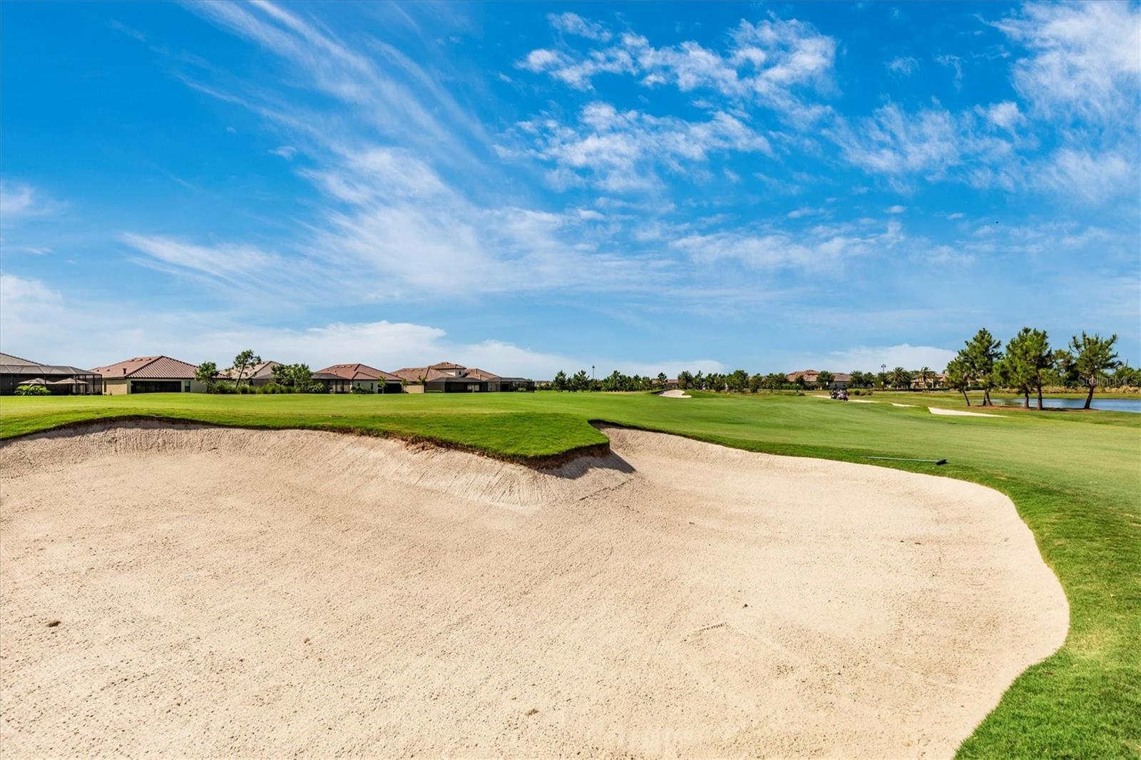VERANDA VI AT LAKEWOOD NATIONAL PH II - Residential Lease