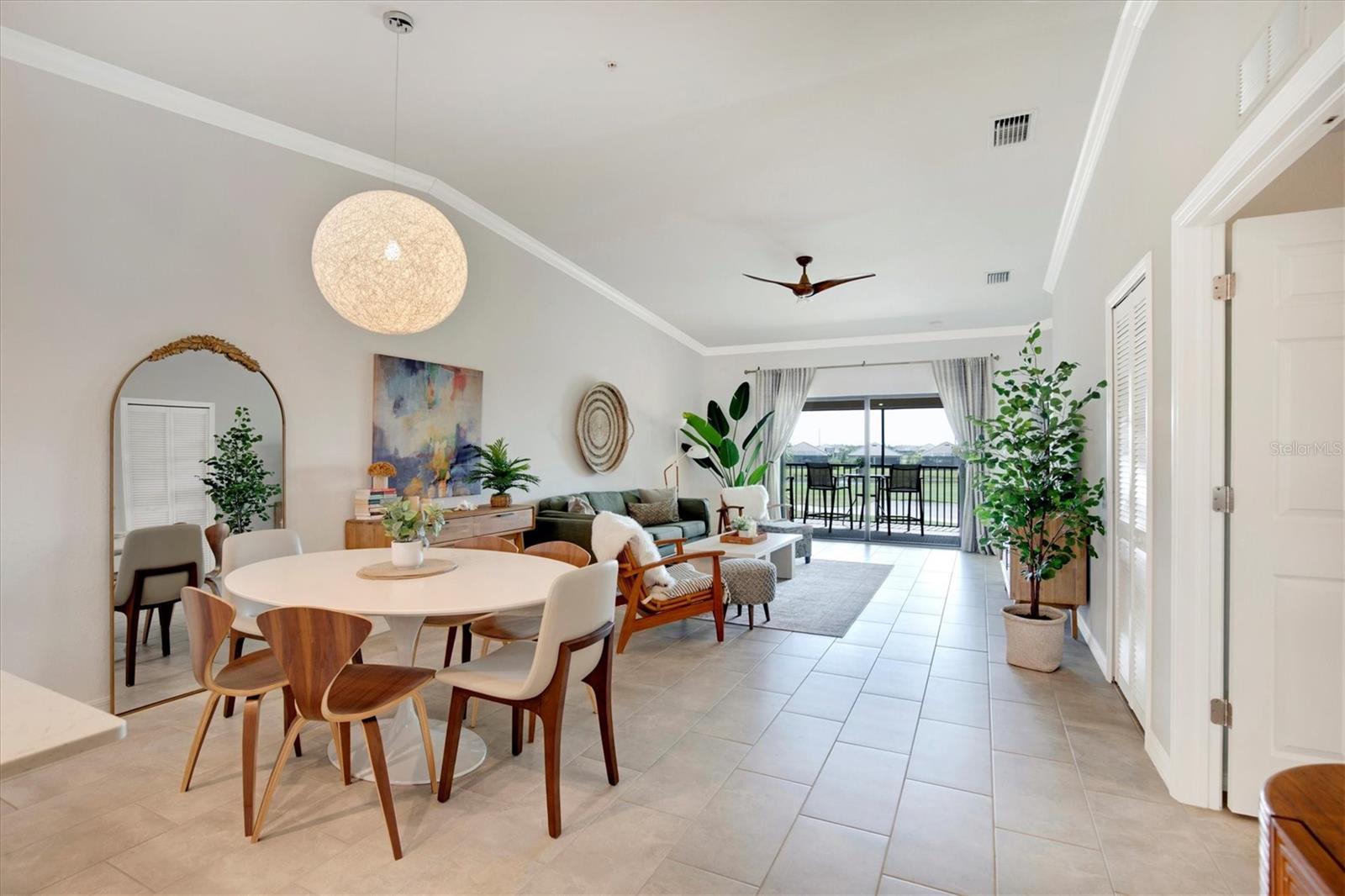 VERANDA VI AT LAKEWOOD NATIONAL PH II - Residential Lease