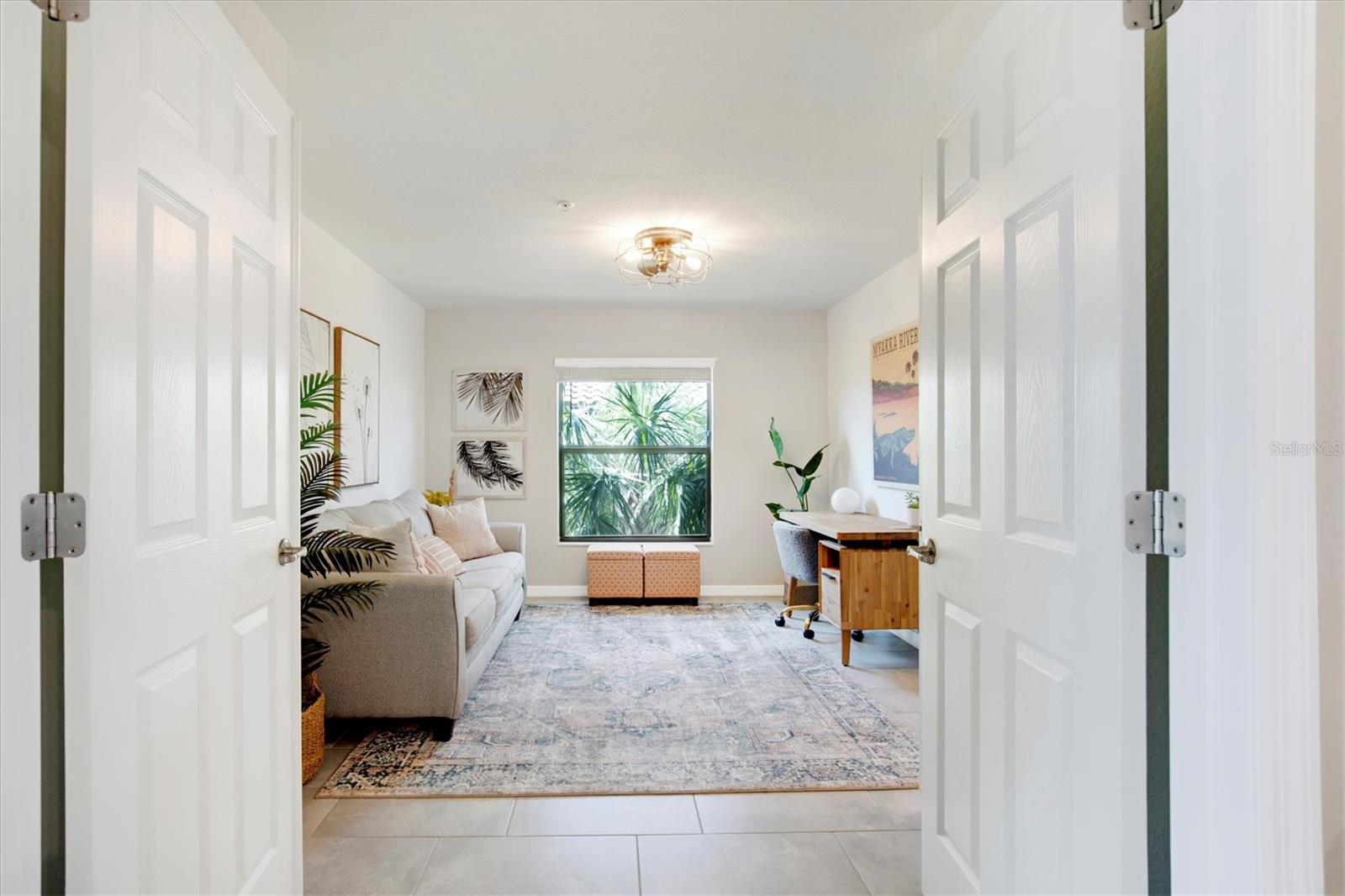 VERANDA VI AT LAKEWOOD NATIONAL PH II - Residential Lease