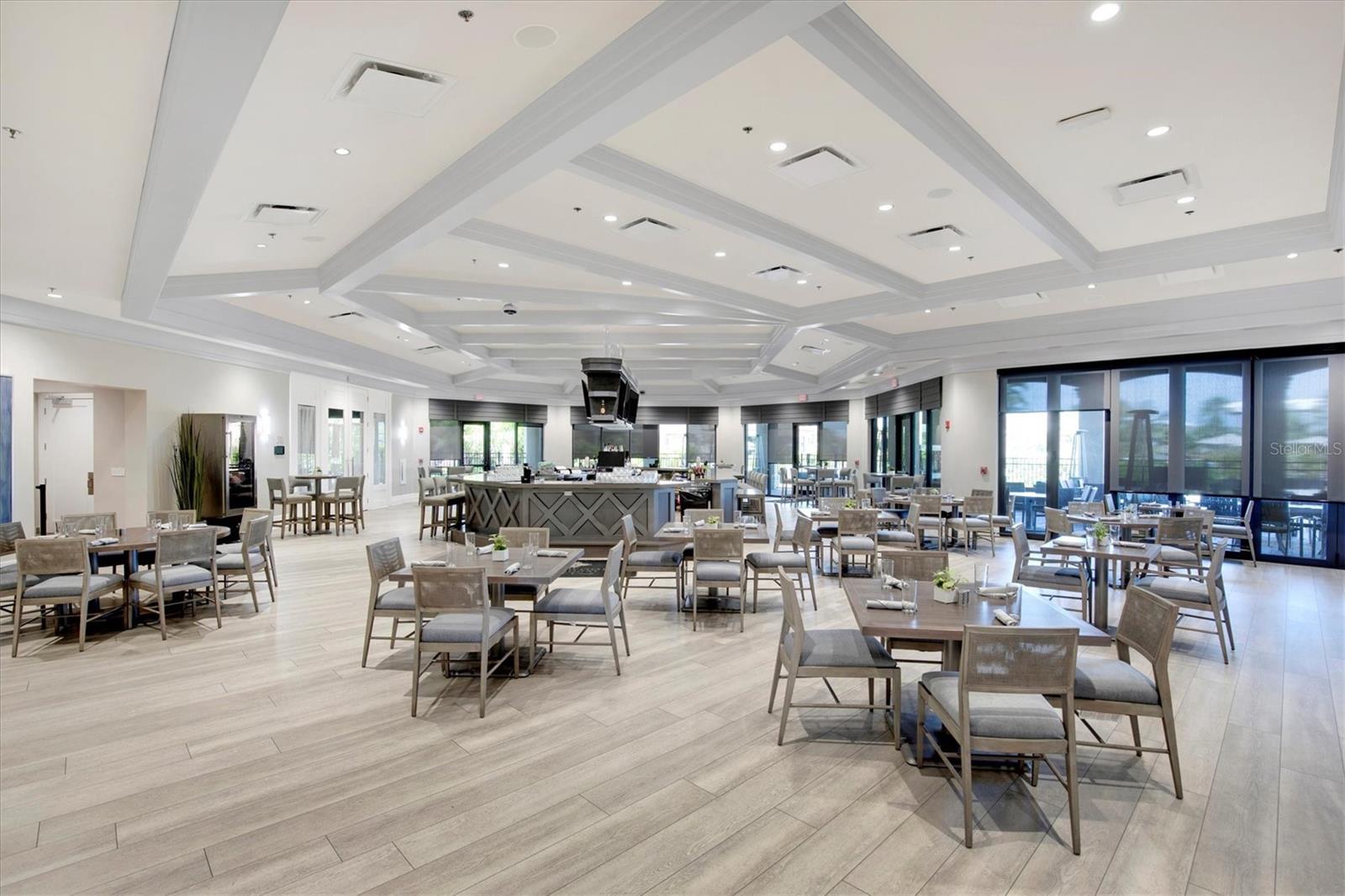 VERANDA VI AT LAKEWOOD NATIONAL PH II - Residential Lease