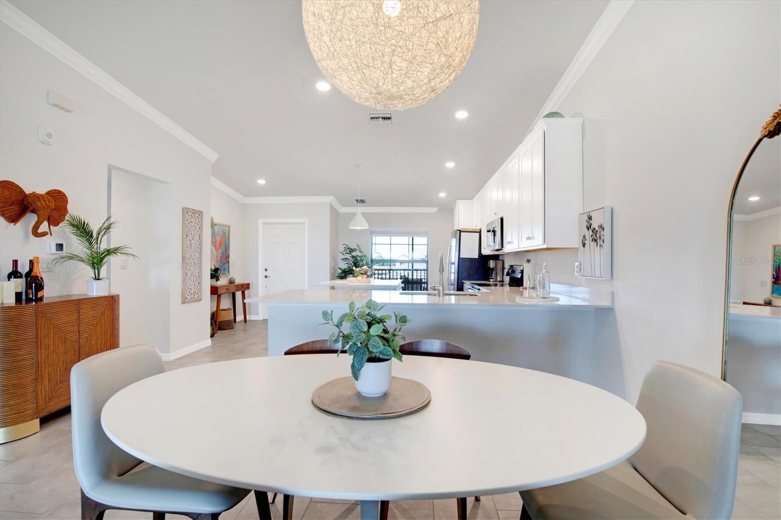VERANDA VI AT LAKEWOOD NATIONAL PH II - Residential Lease