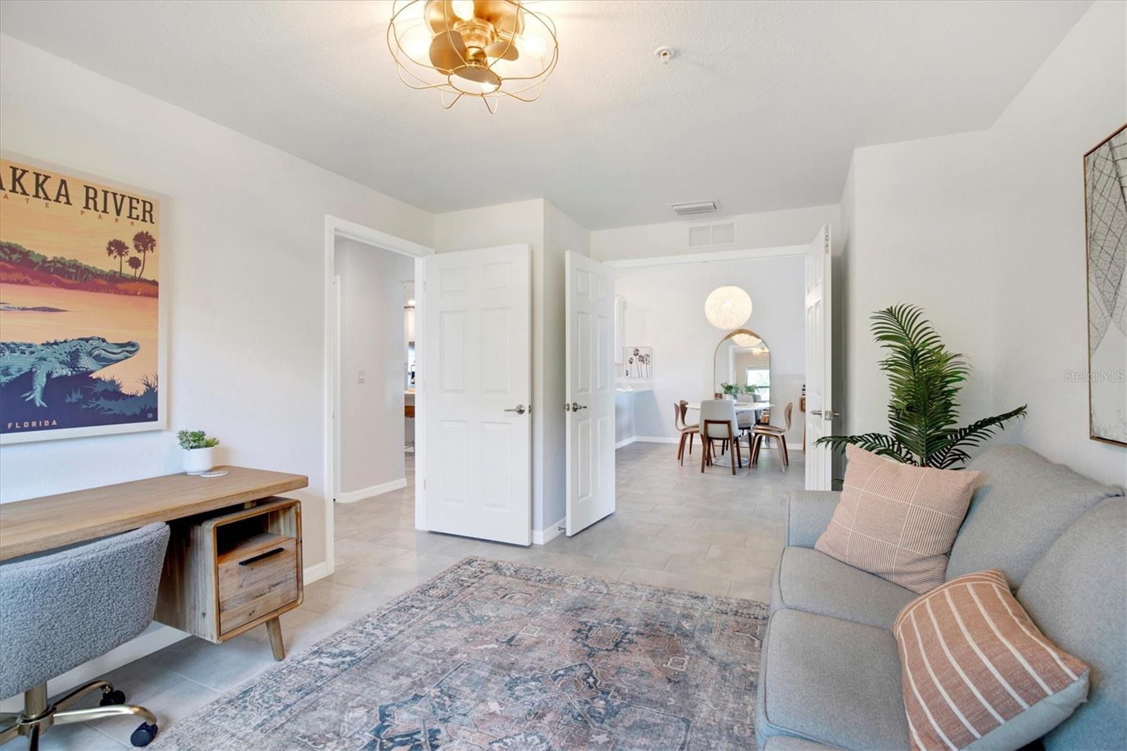 VERANDA VI AT LAKEWOOD NATIONAL PH II - Residential Lease