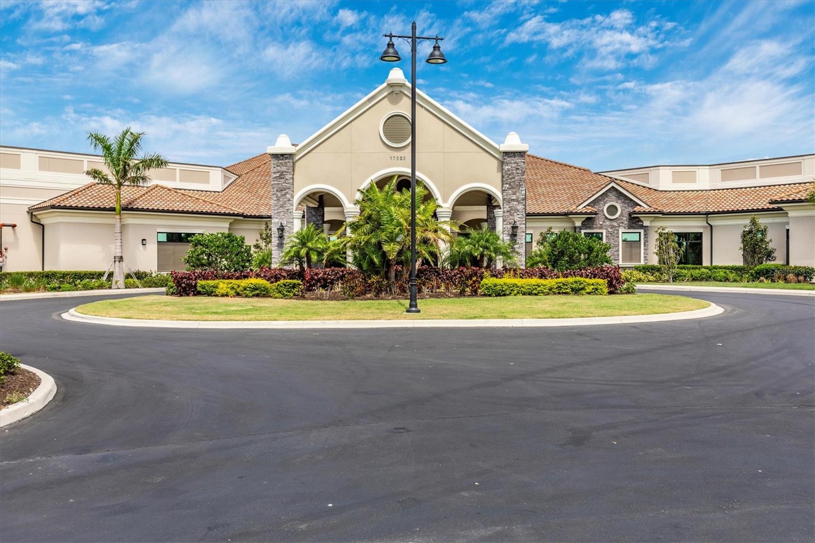 VERANDA VI AT LAKEWOOD NATIONAL PH II - Residential Lease