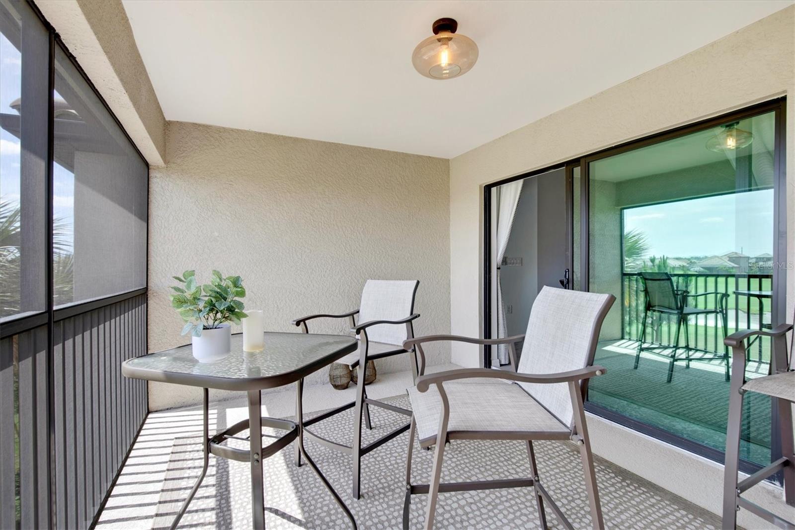 VERANDA VI AT LAKEWOOD NATIONAL PH II - Residential Lease
