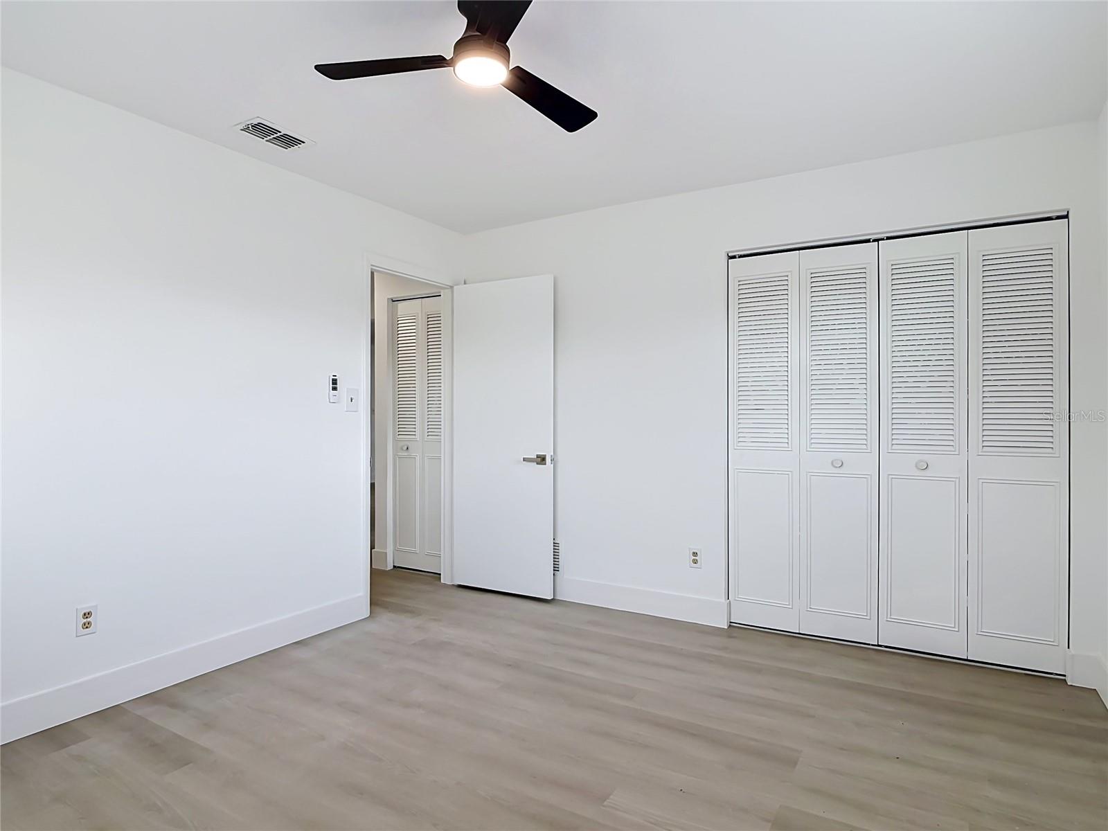 DELTONA LAKES UNIT 05 - Residential