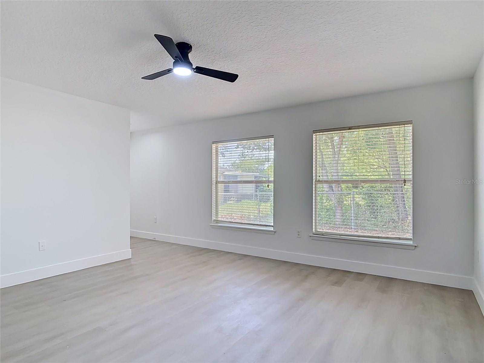 DELTONA LAKES UNIT 05 - Residential
