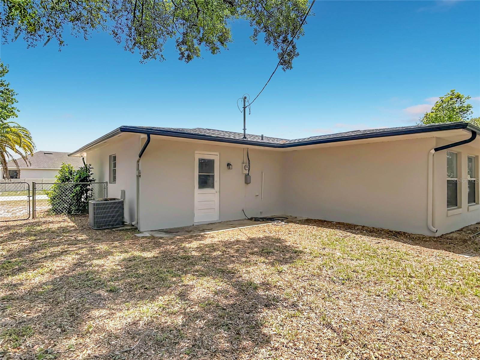 DELTONA LAKES UNIT 05 - Residential
