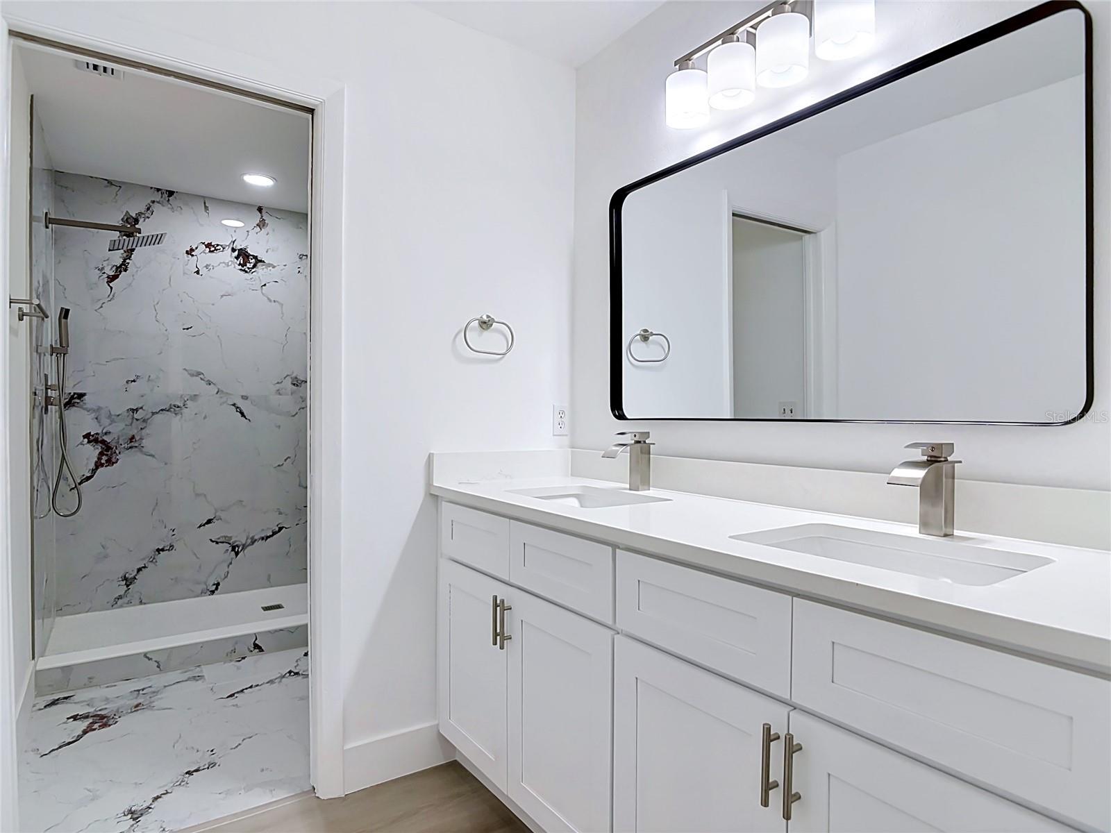 DELTONA LAKES UNIT 05 - Residential