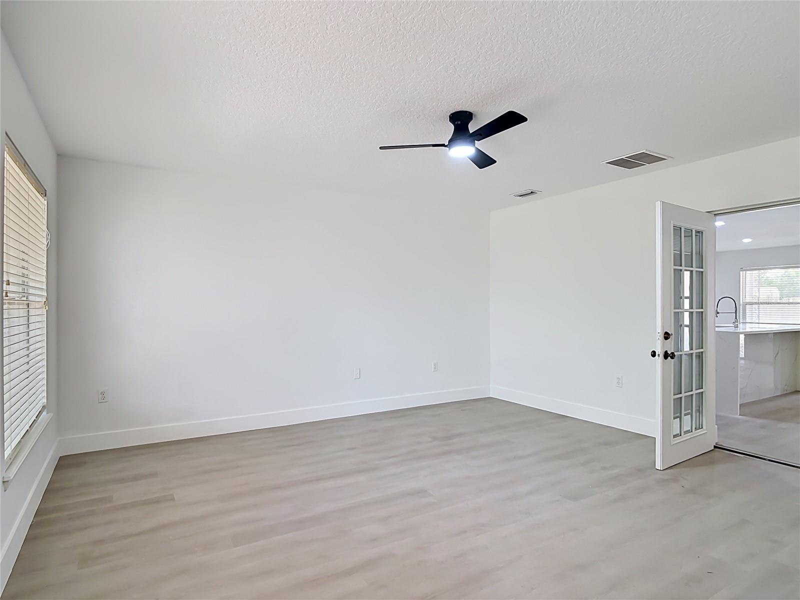 DELTONA LAKES UNIT 05 - Residential