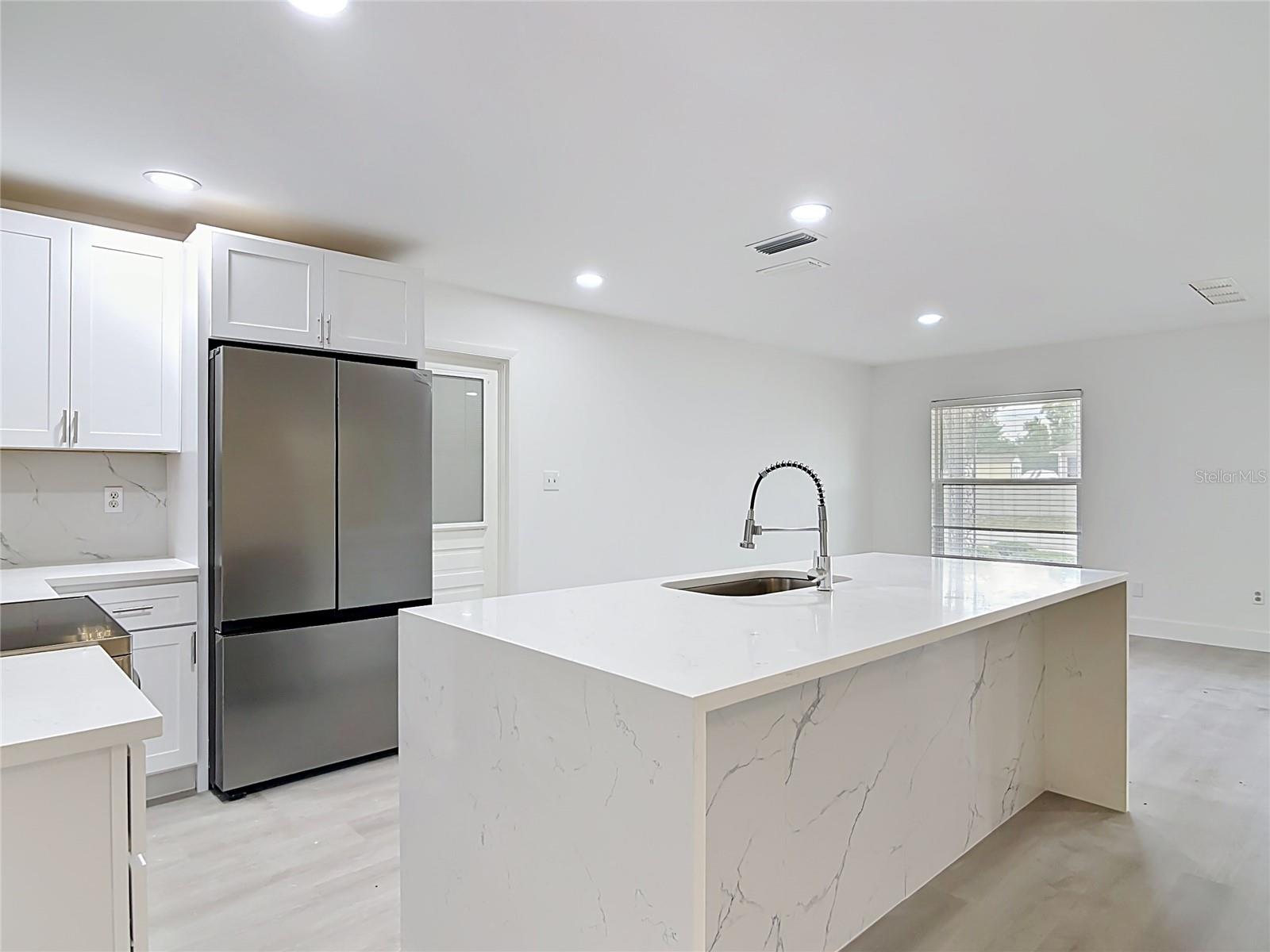 DELTONA LAKES UNIT 05 - Residential