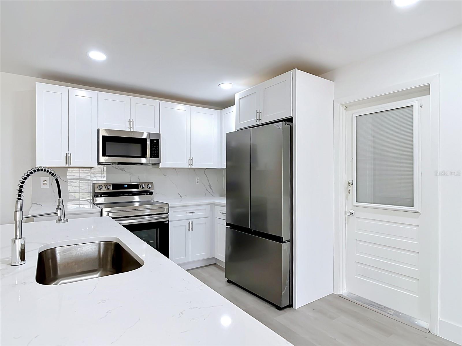 DELTONA LAKES UNIT 05 - Residential