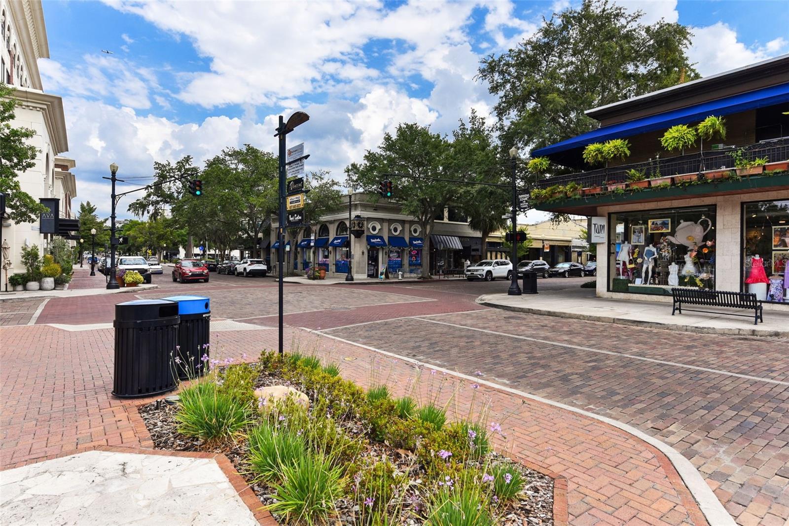 COMSTOCK PARK - Residential