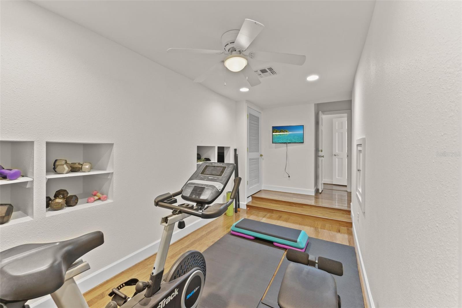 COMSTOCK PARK - Residential