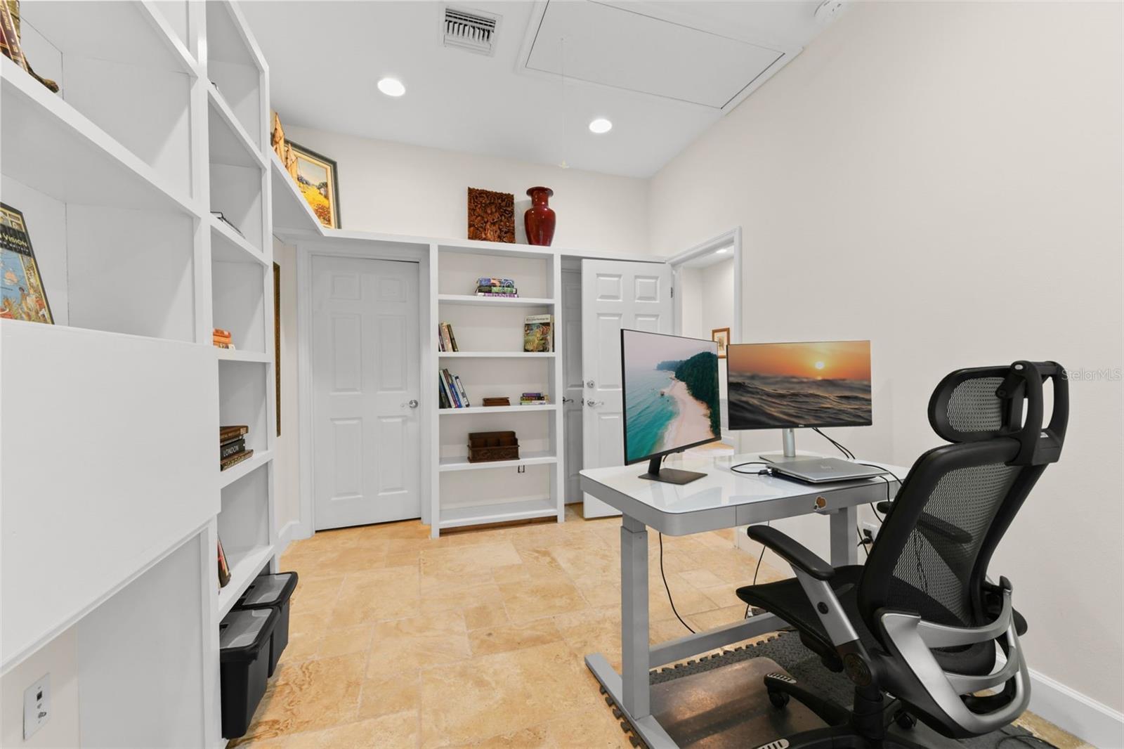 COMSTOCK PARK - Residential