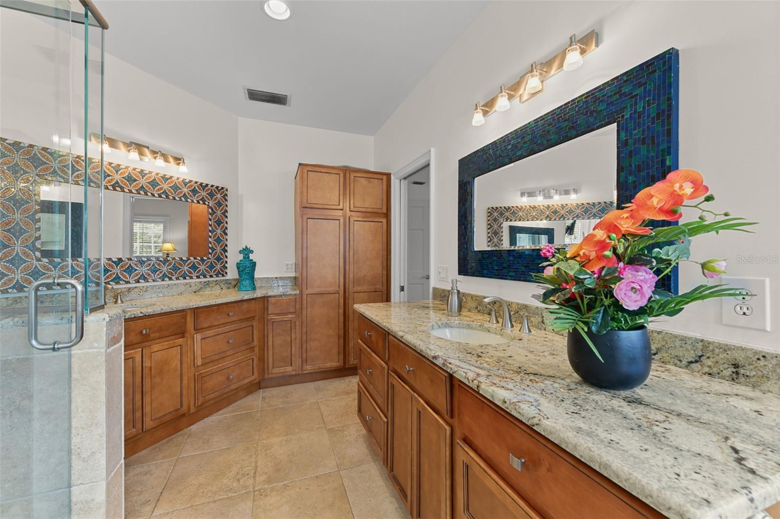 COMSTOCK PARK - Residential